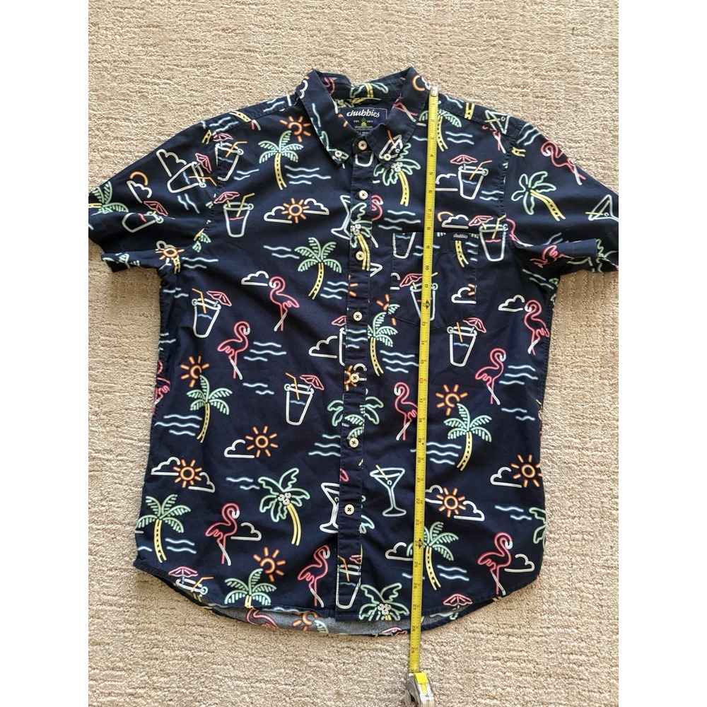 Chubbies The weekend Has Arrived Neon Lights Flamingo Hawaiian Shirt Men's M - Picture 4 of 9